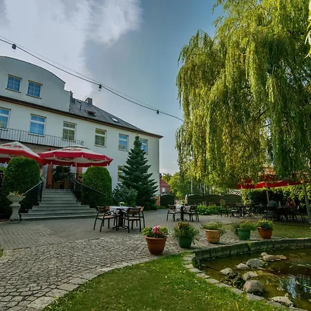 Bialy Szálloda Wałcz